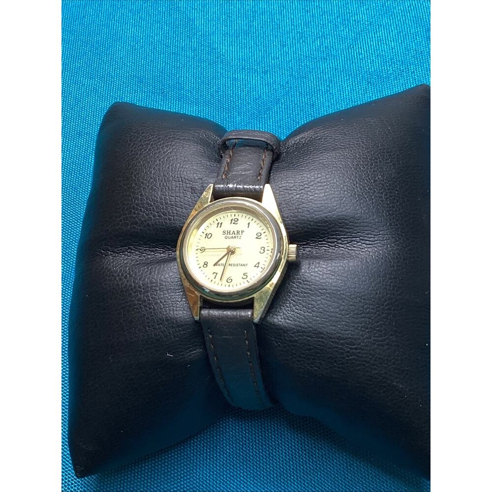 Sharp Womens Gold Tone Quartz Vintage Watch New Battery